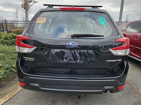 Used 2021 Subaru Forester image 5