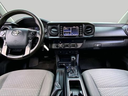 Used 2020 Toyota Tacoma SR AWD/4WD image 15