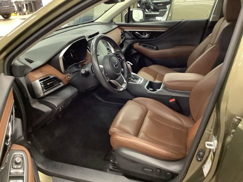 Certified 2021 Subaru Outback Touring w/ Popular Package #2 AWD/4WD image 4