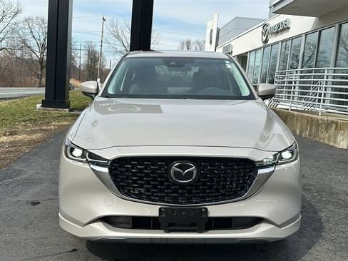 Used 2024 MAZDA CX-5 AWD 2.5 S w/ Preferred Package image 3