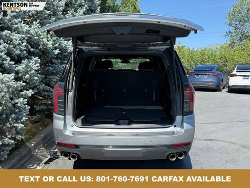 Used 2025 Chevrolet Suburban Z71 AWD/4WD image 32
