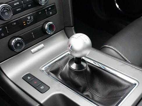 Used 2014 Ford Mustang GT Premium image 14