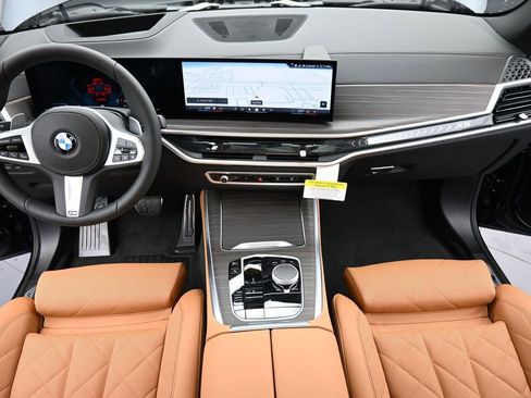 New 2026 BMW X5 xDrive40i w/ M Sport Package AWD/4WD image 13