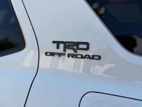 Used 2025 Toyota 4Runner TRD Off-Road AWD/4WD image 16