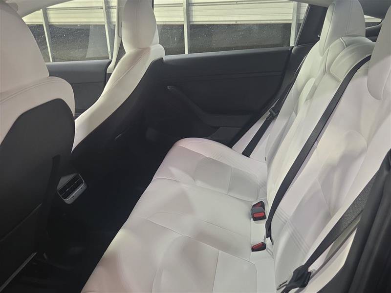 Used 2023 Tesla Model 3 Standard Range RWD image 5