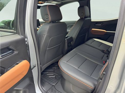 New 2026 GMC Canyon AT4 w/ Technology Plus Package AWD/4WD image 11