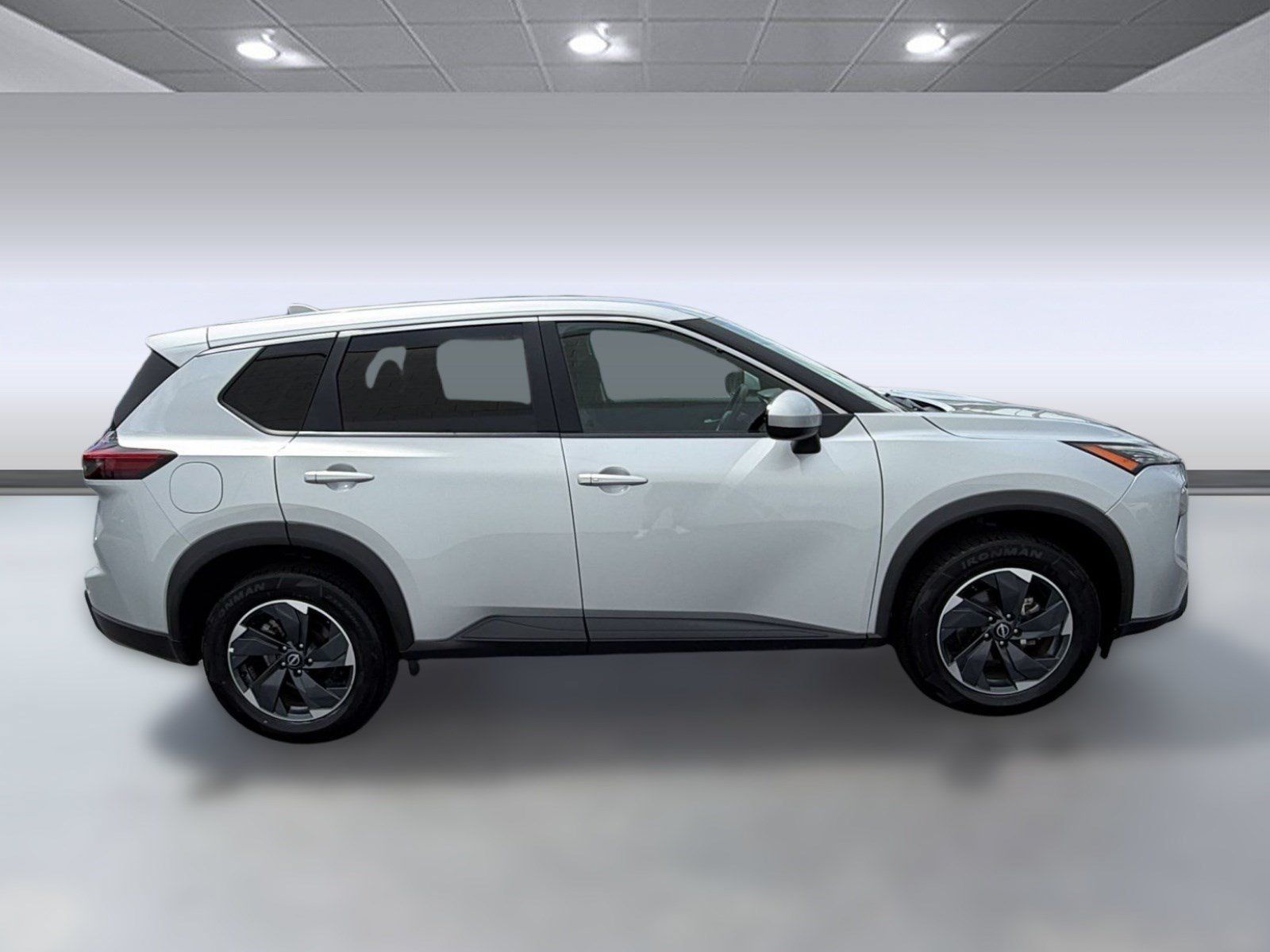 Used 2025 Nissan Rogue SV AWD/4WD image 8