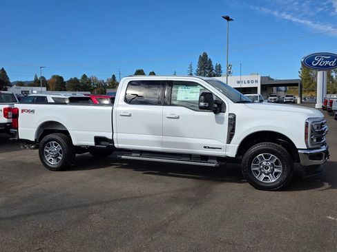 New 2026 Ford F350 Lariat w/ FX4 Off-Road Package image 9