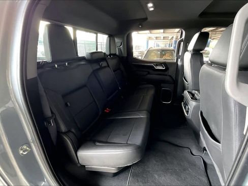 Used 2023 GMC Sierra 1500 SLT AWD/4WD image 20