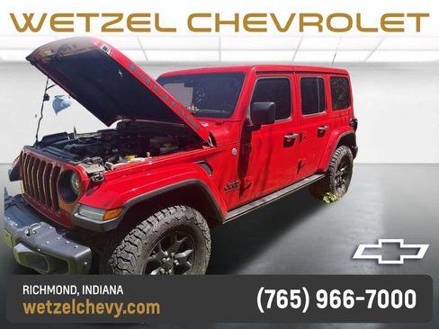 Used 2019 Jeep Wrangler Unlimited Sahara w/ Quick Order Package 24M Moab AWD/4WD image 2