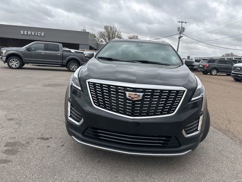 Used 2023 Cadillac XT5 Premium Luxury image 3