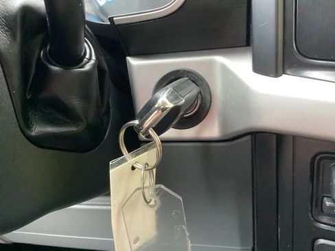 Used 2023 Ford F150 XL w/ XL Chrome Appearance Package image 55