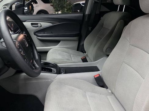Used 2017 Honda Pilot EX image 10