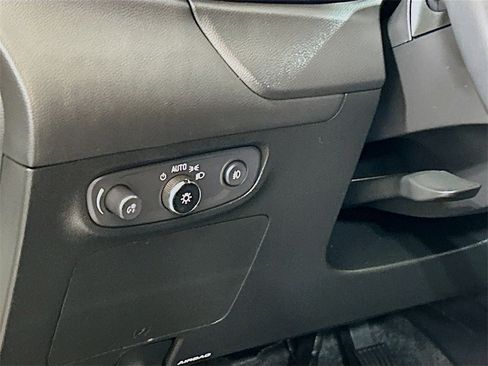 Used 2023 Buick Encore GX Select w/ Sport Touring Package image 8