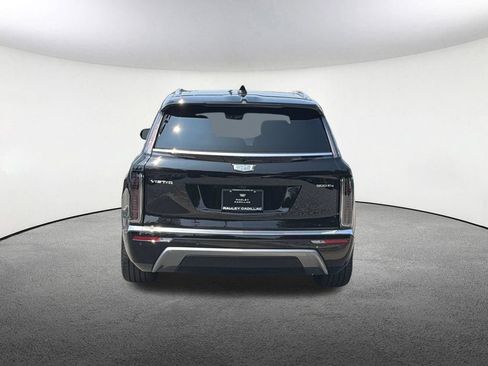 Certified 2026 Cadillac Vistiq Premium Luxury AWD/4WD image 19