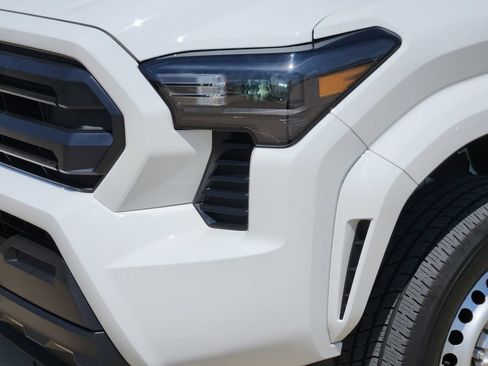 Used 2025 Toyota Tacoma SR RWD image 9