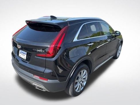 Used 2020 Cadillac XT4 Premium Luxury image 6