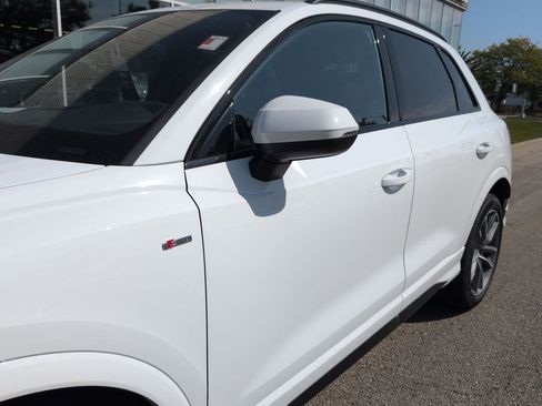 New 2025 Audi Q3 2.0T Premium image 34