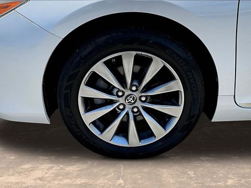Used 2017 Toyota Camry XLE FWD image 36