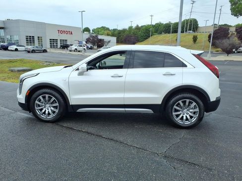 Used 2022 Cadillac XT4 Premium Luxury w/ Enhanced Visibility Package FWD image 23
