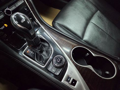 Used 2019 INFINITI Q50 Luxe w/ Essential Package (3.0T Luxe) image 23