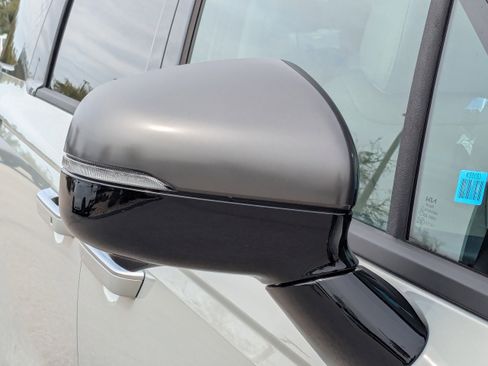 New 2026 Kia Carnival SX Prestige FWD image 11