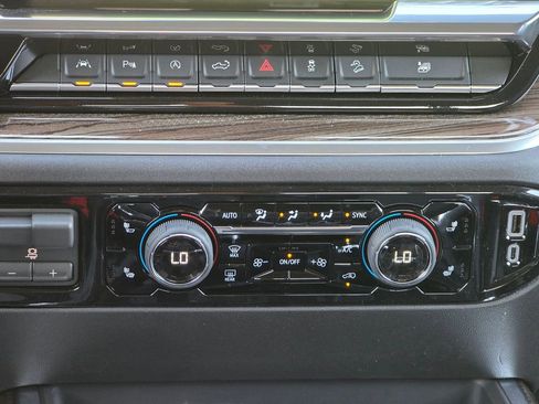 New 2026 Chevrolet Silverado 1500 RST AWD/4WD image 31
