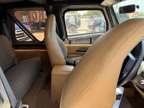 Used 1998 Jeep Wrangler Sport image 40