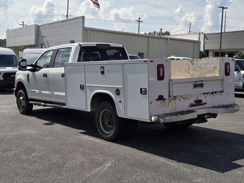 Used 2019 Ford F350 XL w/ Power Equipment Group AWD/4WD image 6