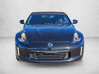 Used 2019 Nissan 370Z Roadster video 2