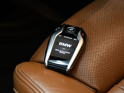 Used 2018 BMW ALPINA B7 xDrive image 23