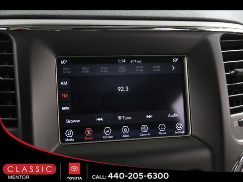 Used 2019 Jeep Grand Cherokee Laredo image 10