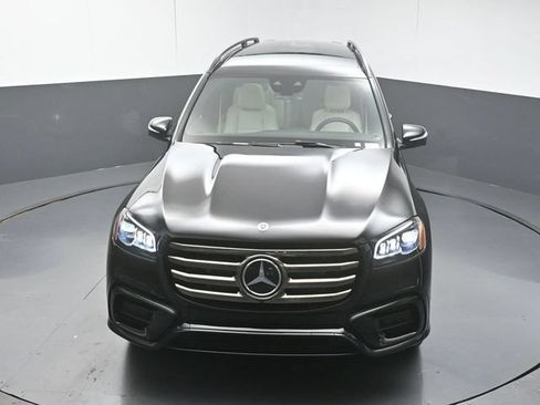 Used 2026 Mercedes-Benz GLS 450 4MATIC image 44