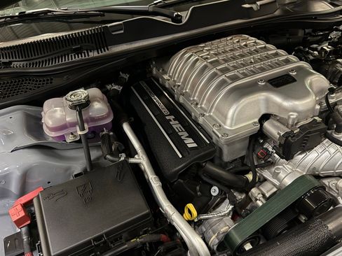 Used 2020 Dodge Challenger SRT Hellcat Redeye image 53