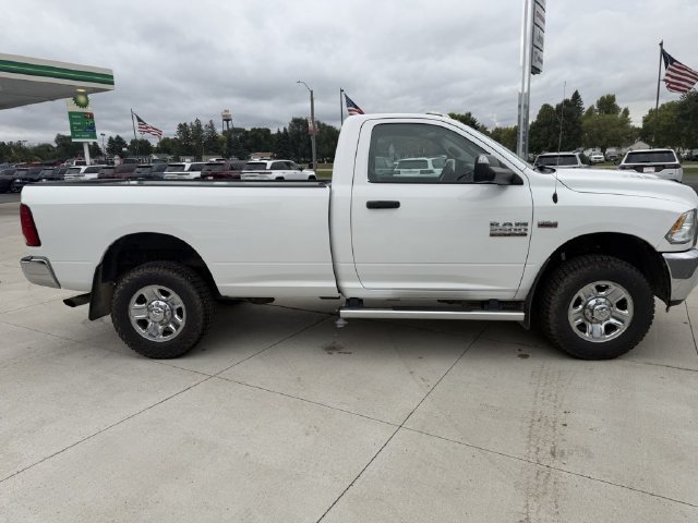 Used 2018 RAM 2500 Tradesman w/ Chrome Appearance Group AWD/4WD image 9