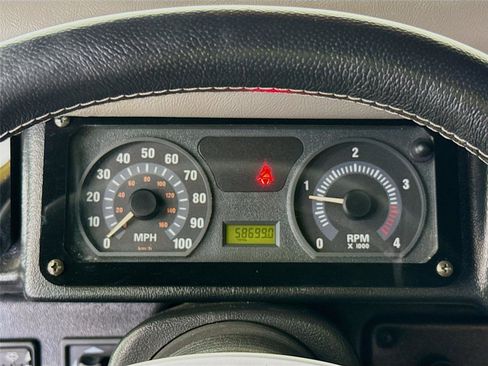 Used 2001 HUMMER H1 4-Door Open Top image 12