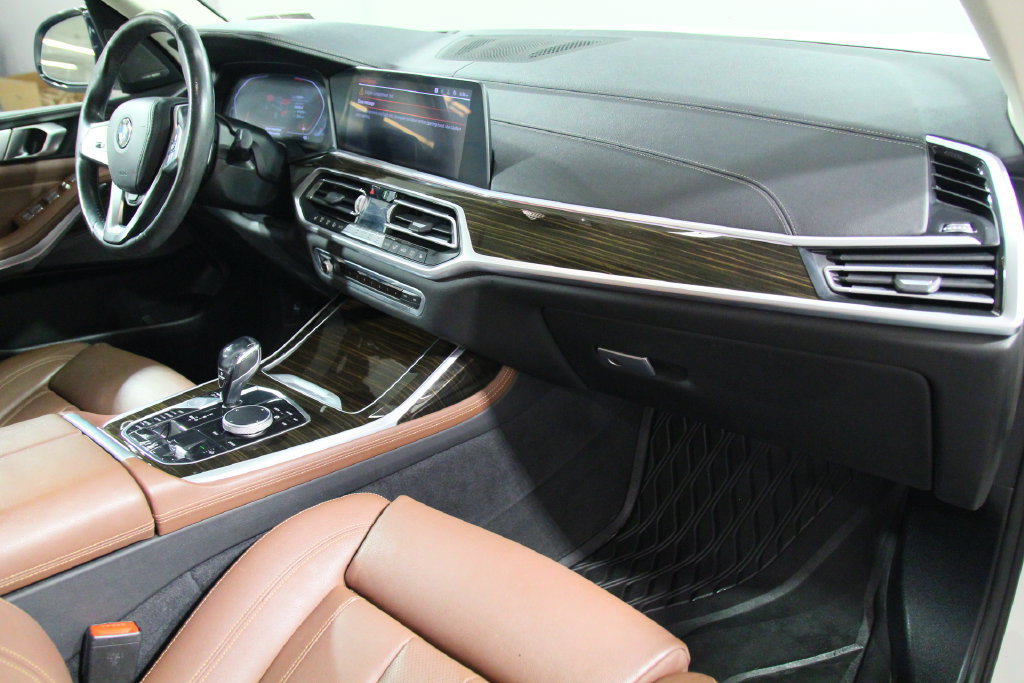 Used 2019 BMW X7 xDrive40i w/ Premium Package AWD/4WD image 19