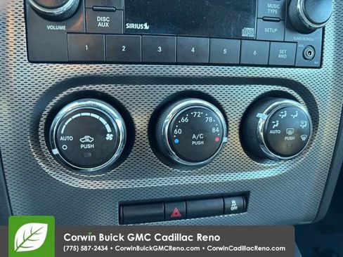 Used 2014 Dodge Challenger R/T image 31