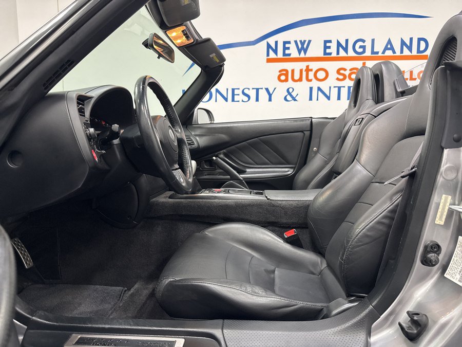 Used 2001 Honda S2000 image 12