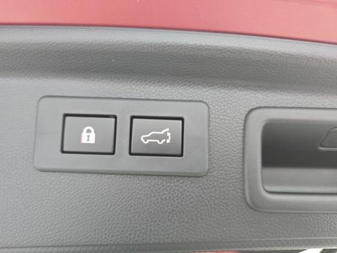 Used 2022 Subaru Forester Limited w/ Popular Package #2 image 13