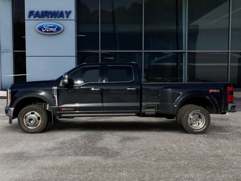 Used 2023 Ford F350 King Ranch w/ Chrome Package image 7