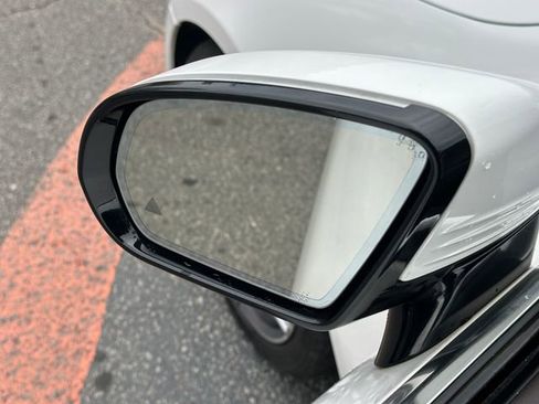 Used 2018 Mercedes-Benz E 400 Coupe image 17