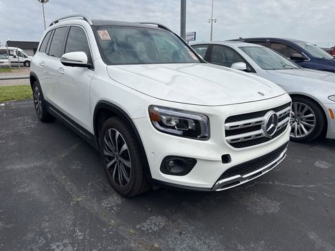 Used 2022 Mercedes-Benz GLB 250 4MATIC image 1