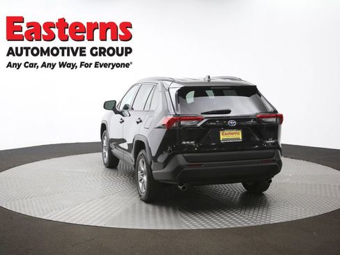 Used 2022 Toyota RAV4 LE AWD/4WD image 65