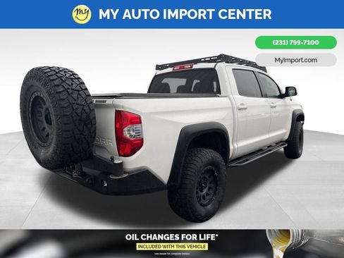 Used 2018 Toyota Tundra Platinum image 5