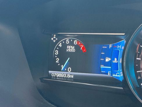 Used 2017 Ford Explorer XLT w/ Equipment Group 201A image 24