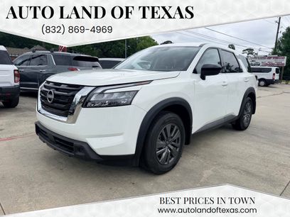 Used 2025 Nissan Pathfinder S