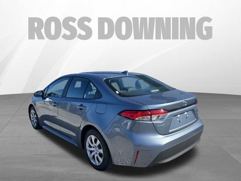 Used 2025 Toyota Corolla LE image 6