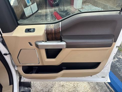 Used 2018 Ford F150 Lariat RWD image 63