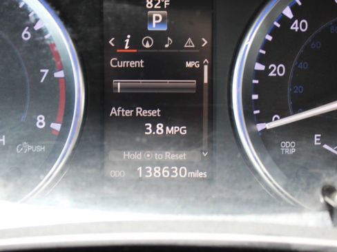 Used 2015 Toyota Highlander XLE FWD image 8